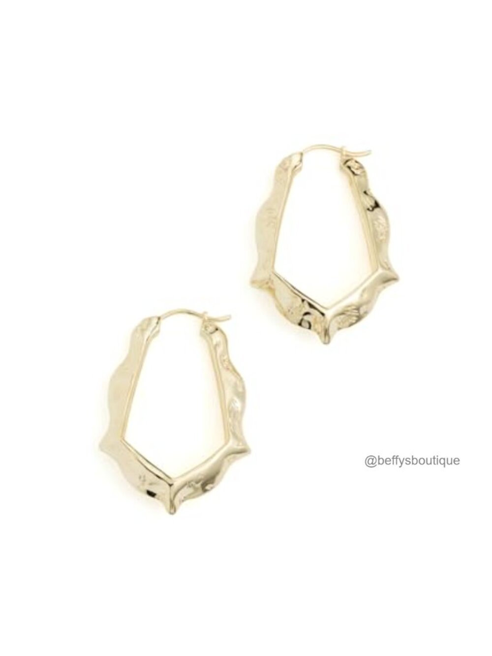 Scallop Frame Hoop Earrings Hammered Metal 1 Inch Push Back